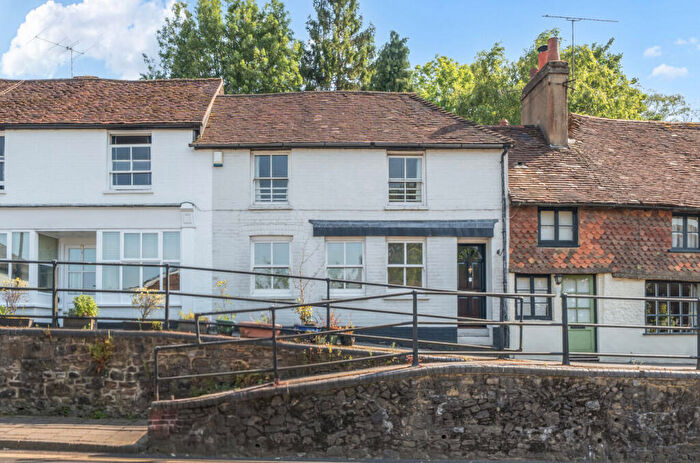 1 Bedroom Terraced House For Sale In Lower Street, Haslemere, Surrey, GU27