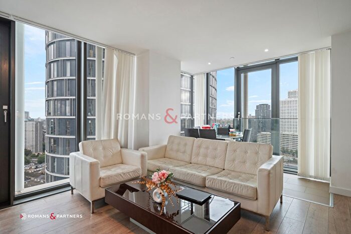 2 Bedroom Flat To Rent In Stratosphere Tower, Stratford, E15