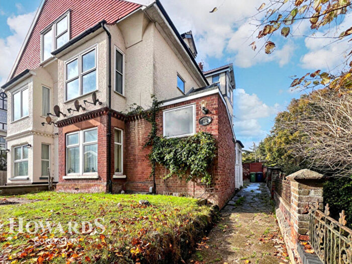 1 Bedroom Apartment For Sale In Lowestoft Road, Gorleston, NR31