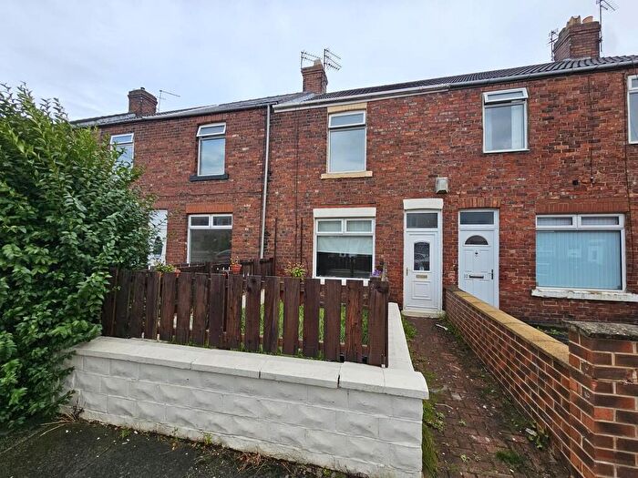 2 Bedroom End Of Terrace House To Rent In Albion Avenue, Shildon, DL4