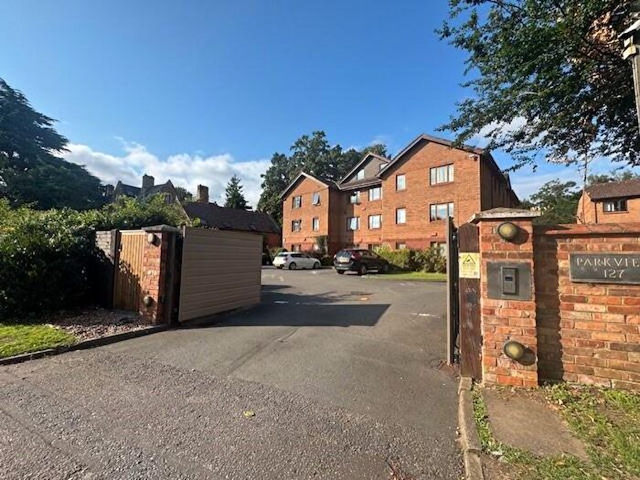 1 Bedroom Apartment For Sale In Harlestone Road, Northampton, NN5