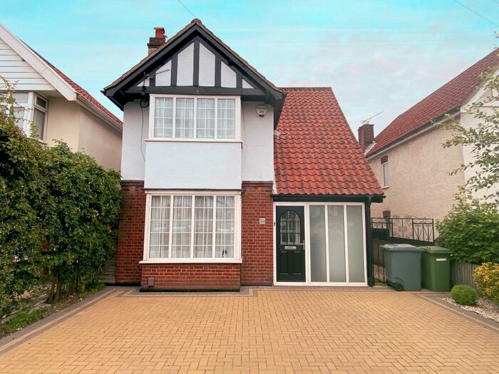 3 Bedroom House To Rent In Cromer Road, Norwich, NR6