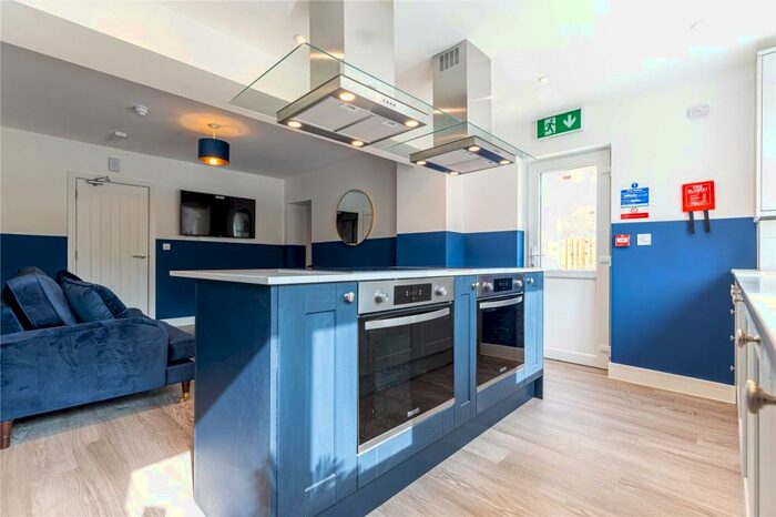 5 Bedroom Semi-Detached House To Rent In Wordsworth Road, Bristol, BS7