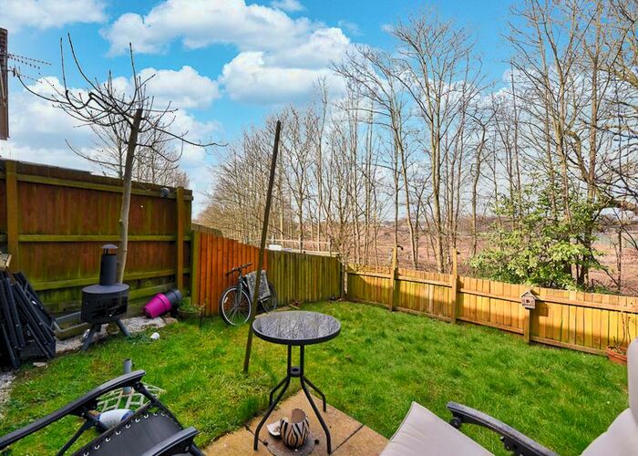 3 Bedroom Town House To Rent In The Poplars, Nottingham, NG7