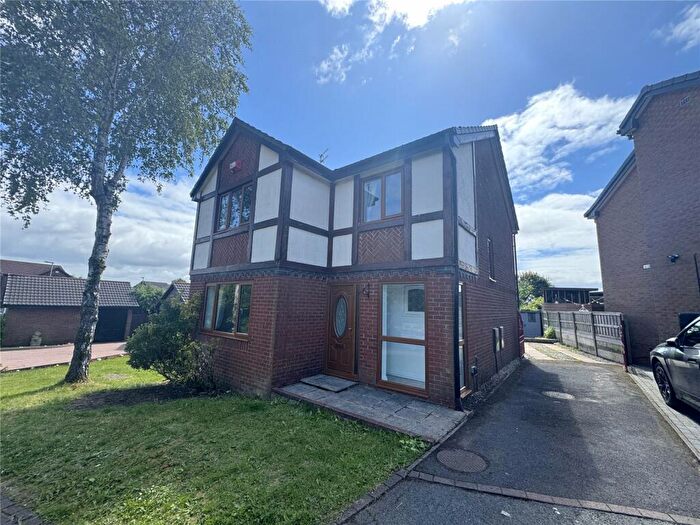 4 Bedroom Detached House To Rent In Calverley Way, Syke, Rochdale, OL12