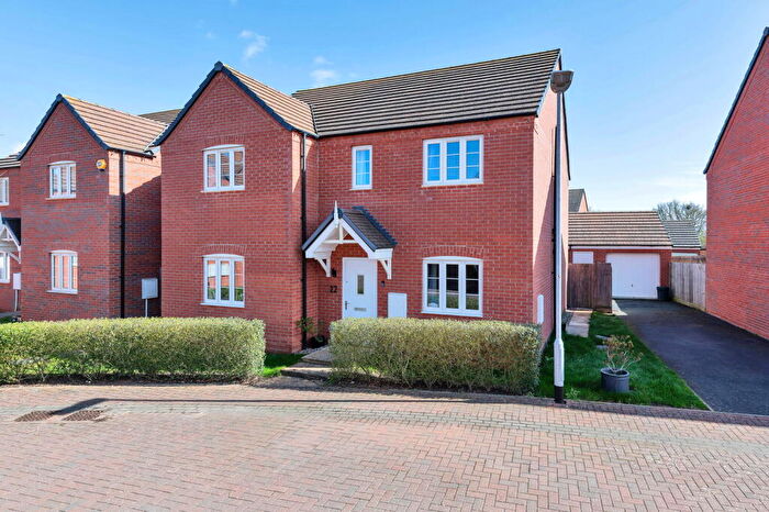 5 Bedroom Detached House For Sale In Fallows Crescent, Cranfield, Bedford, MK43