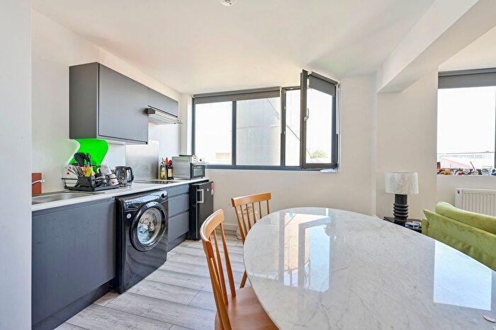 Studio To Rent In Deer Park Road, Wimbledon, Merton Abbey Mills, Wimbledon, SW19