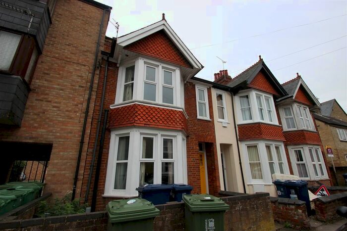 6 Bedroom Property To Rent In Southfield Road, Oxford, OX4