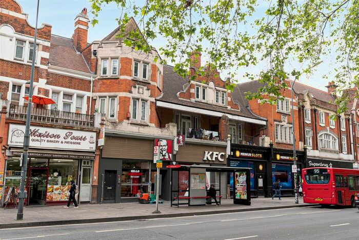 4 Bedroom Flat To Rent In Uxbridge Road, London, W12