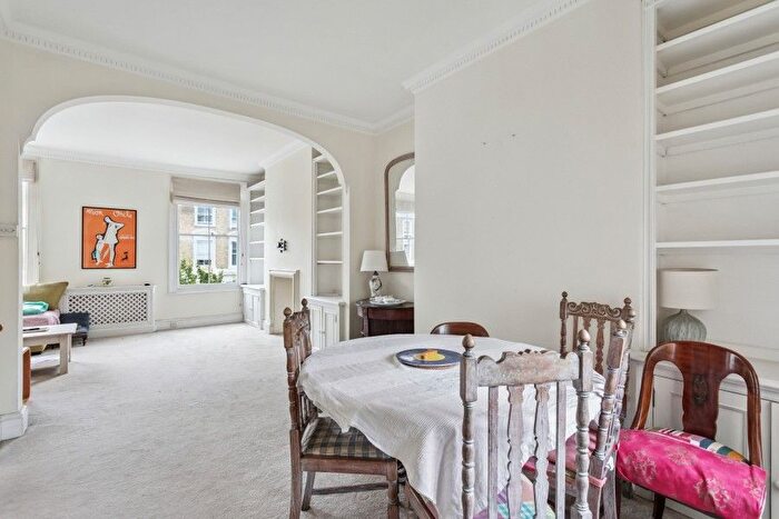 2 Bedroom Flat To Rent In Aldebert Terrace, SW8