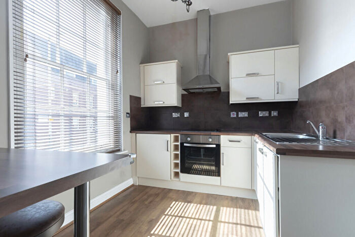 1 Bedroom Apartment To Rent In St Georges Terrace, Cheltenham, GL50