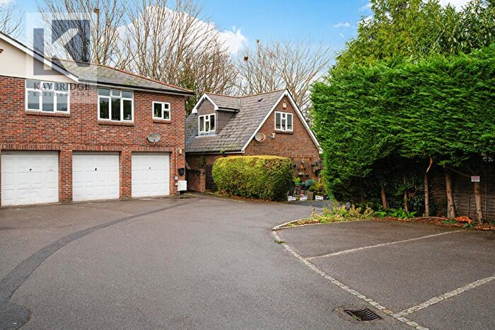 1 Bedroom Apartment For Sale In Epsom Road, Beaumont Court Epsom Road, KT17