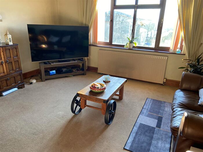 Detached Bungalow For Sale In Sycamore Lodge Farm, Foxholes Lane, Tansley, DE4