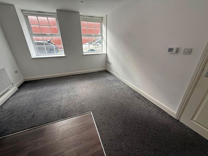 2 Bedroom Flat To Rent In Paxton Street, Stoke-On-Trent, ST1