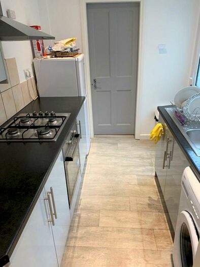 4 Bedroom Terraced House To Rent In Northfield Road, Stoke, Coventry, CV1