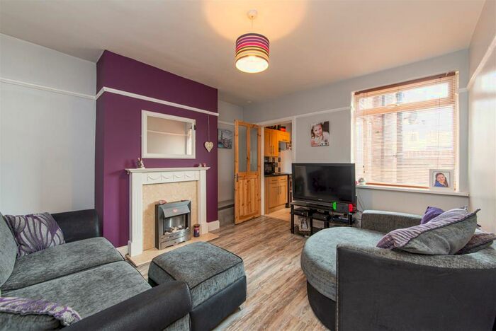 2 Bedroom Flat To Rent In Eastbourne Avenue, Walker, Newcastle Upon Tyne, NE6