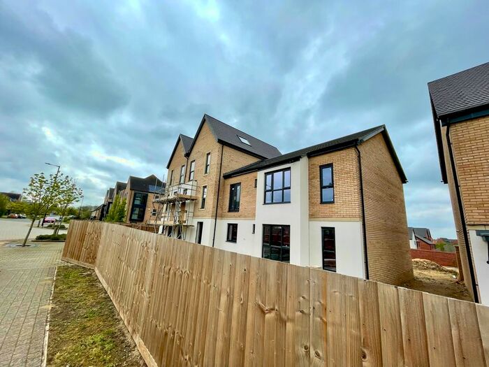 2 Bedroom Flat To Rent In Hayton Way, Kingsmead, Milton Keynes, MK4