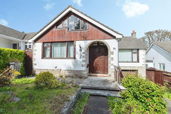 2 Bedroom Detached House For Sale In Normanhurst Avenue, Bournemouth, BH8