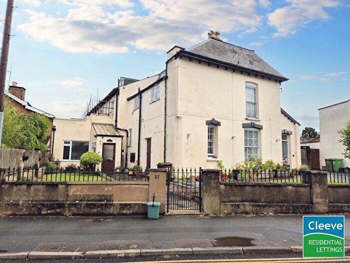 Studio To Rent In St. Pauls Road, St Pauls, GL50