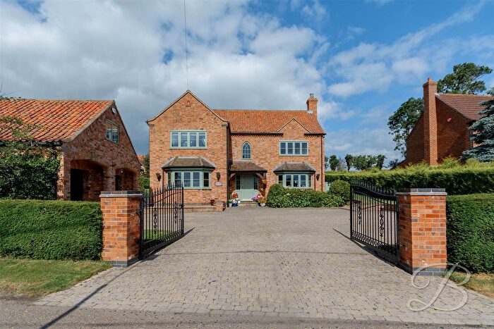 4 Bedroom Detached House For Sale In Upper Row, Dunham-On-Trent, Newark, NG22