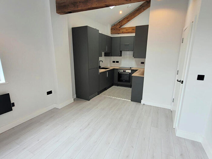 1 Bedroom Apartment To Rent In Bank Street, Bolton, BL1