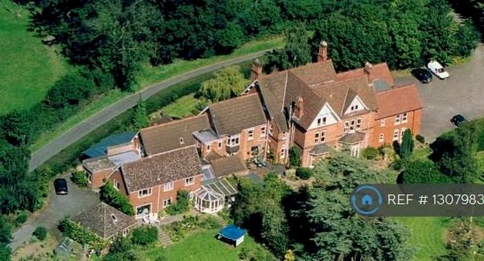 1 Bedroom Flat To Rent In Lansdown House, Coleshill, Birmingham, B46