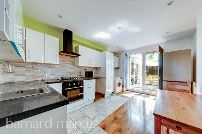 3 Bedroom House To Rent In Livingstone Road, Thornton Heath, CR7