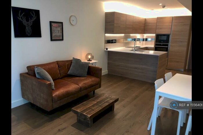 2 Bedroom Flat To Rent In Deveraux House, Woolwich Arsenal, London, SE18