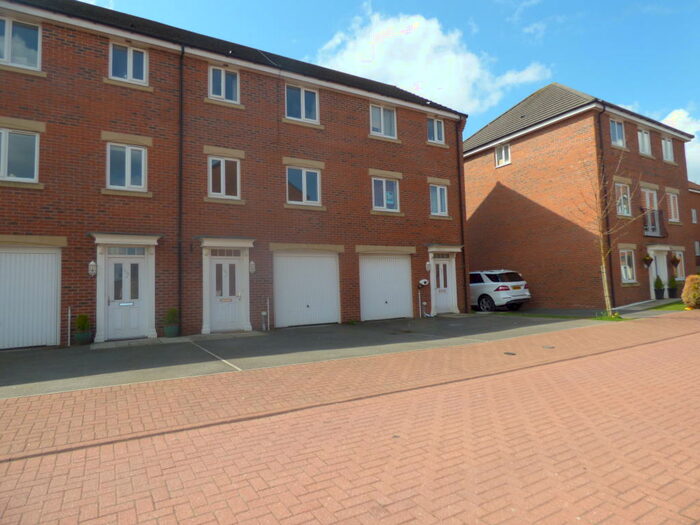 4 Bedroom Terraced House To Rent In Harvey Avenue, Framwellgate Moor, DH1