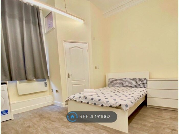 Studio To Rent In Bishop Lane, Hull, HU1