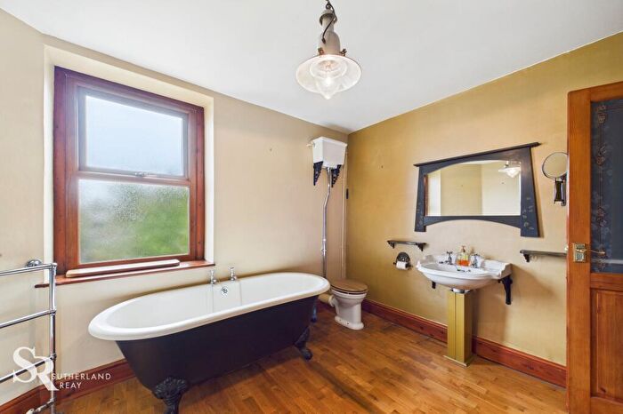 3 Bedroom Terraced House For Sale In Cliff Road, Buxton, SK17