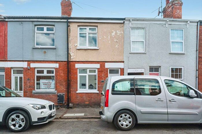 2 Bedroom Terraced House For Sale In Bark Street, Cleethorpes, DN35