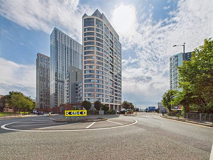 2 Bedroom Flat For Sale In William Jessop Way, Liverpool, L3