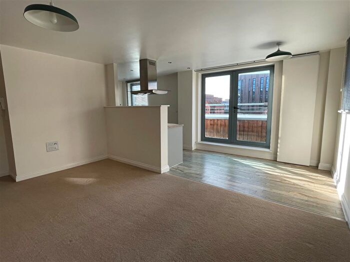 1 Bedroom Apartment To Rent In Canal Street, Nottingham, NG1
