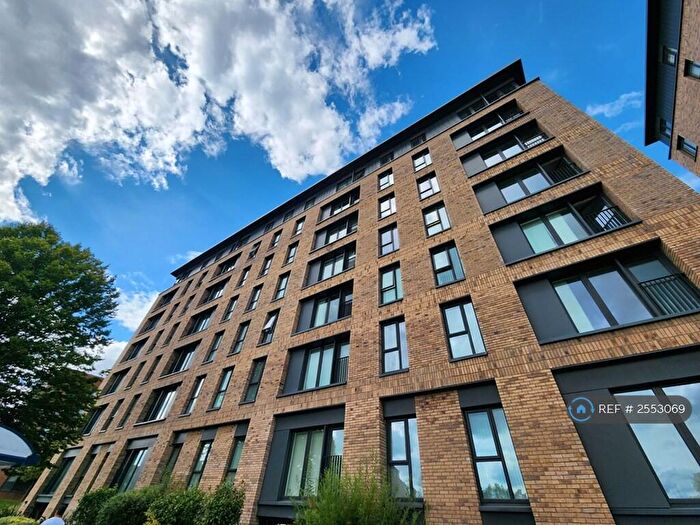 2 Bedroom Flat To Rent In Washington Apartments, Birmingham, B15