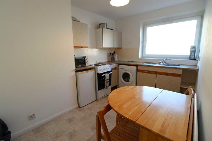 Flat To Rent In Linksfield Gardens, Mid Floor Flat, AB24