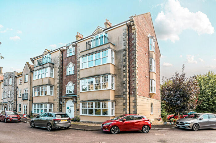 2 Bedroom Apartment For Sale In Somerleigh Road, Dorchester, Dorset, DT1