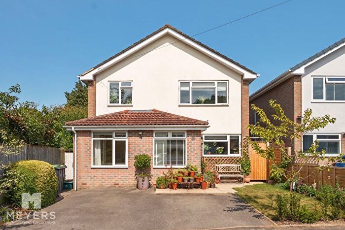 5 Bedroom Detached House For Sale In Sherwood Avenue, Ferndown, BH22