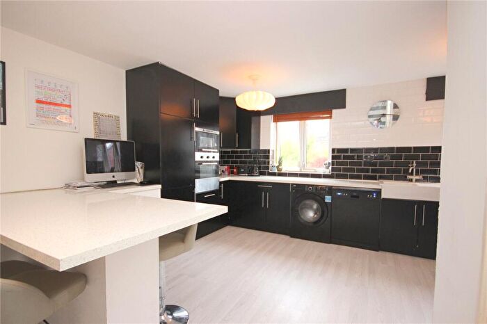 5 Bedroom Semi-Detached House To Rent In Shelley Way, Horfield, Bristol, BS7