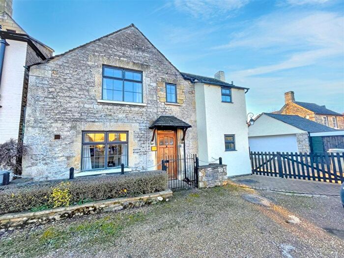 4 Bedroom Cottage For Sale In The Green, Ketton, PE9