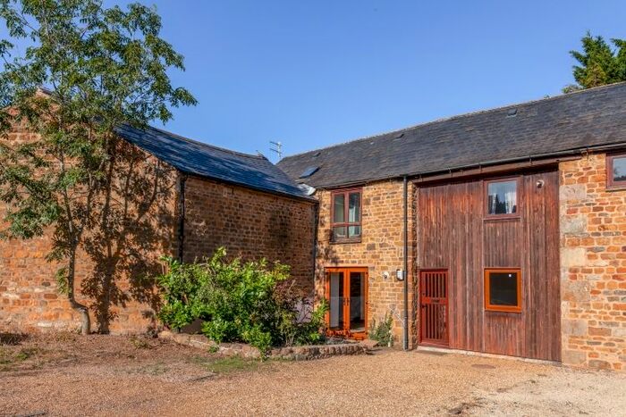 2 Bedroom Flat To Rent In Millwright Close, Banbury OX16