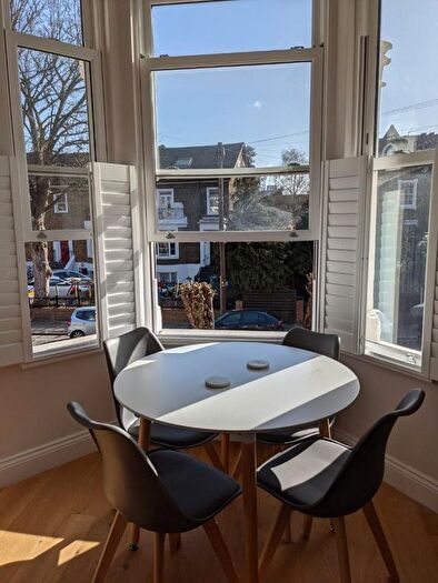 2 Bedroom Flat To Rent In York Grove, Peckham, London, SE15