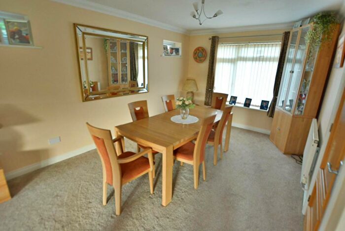 4 Bedroom Detached House For Sale In Pilford Heath Road, Colehill, BH21