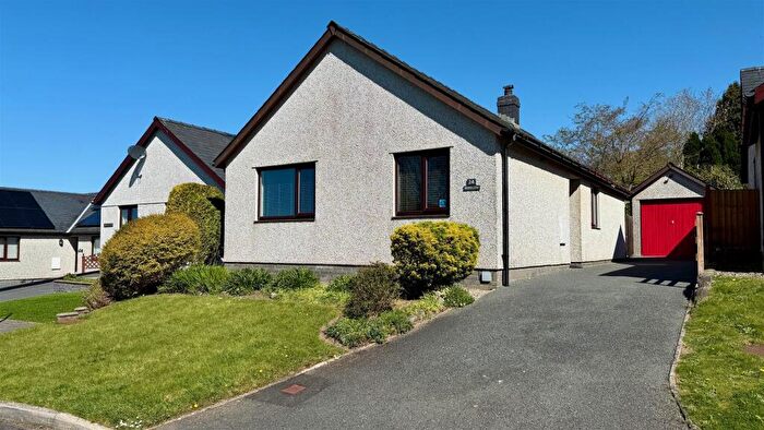 3 Bedroom Detached Bungalow For Sale In Glan Ysgethin, Talybont, LL43