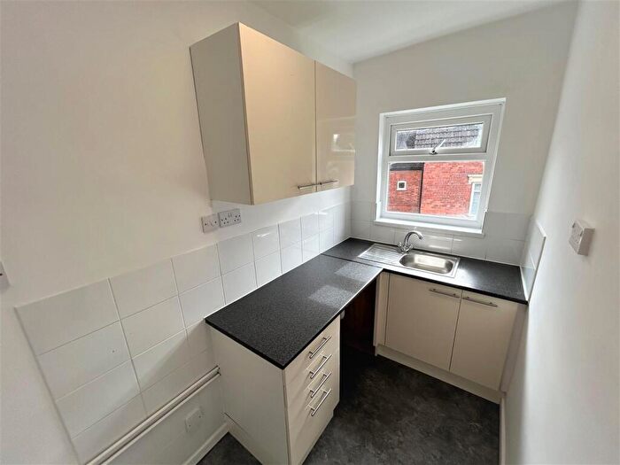 1 Bedroom Flat To Rent In Flat The Old Vicarage, Halesowen Road, Cradley Heath, B64