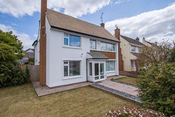 4 Bedroom Detached House For Sale In Knowbury Avenue, Penarth, CF64