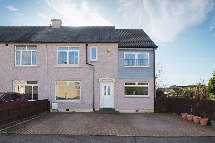 4 Bedroom Semi-Detached House For Sale In Listloaning Road, Linlithgow Bridge, Linlithgow, EH49
