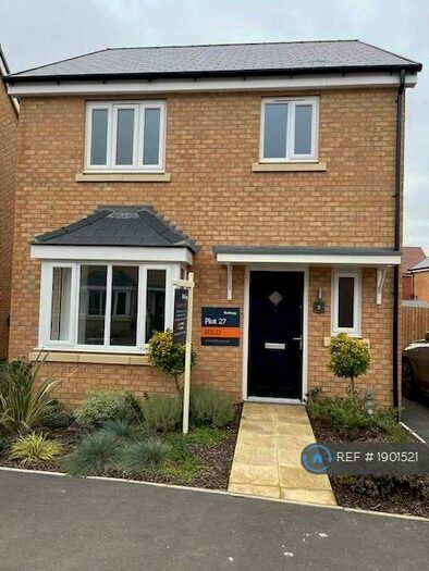 3 Bedroom Detached House To Rent In Poultry Close, Fordham Heath, Colchester, CO3