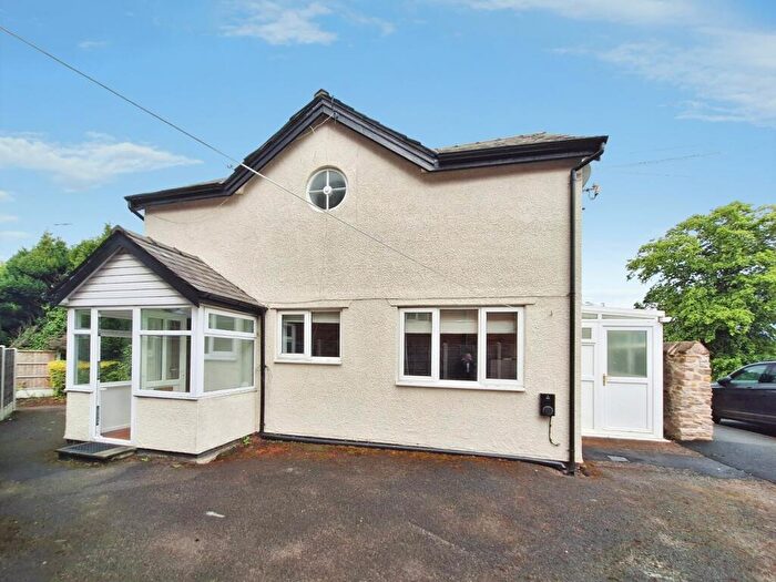 2 Bedroom Detached House For Sale In Oldknow Road, Marple, Stockport, Greater Manchester, SK6