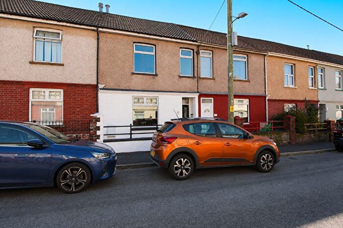 4 Bedroom Terraced House For Sale In The Parade, Church Village, Pontypridd, CF38